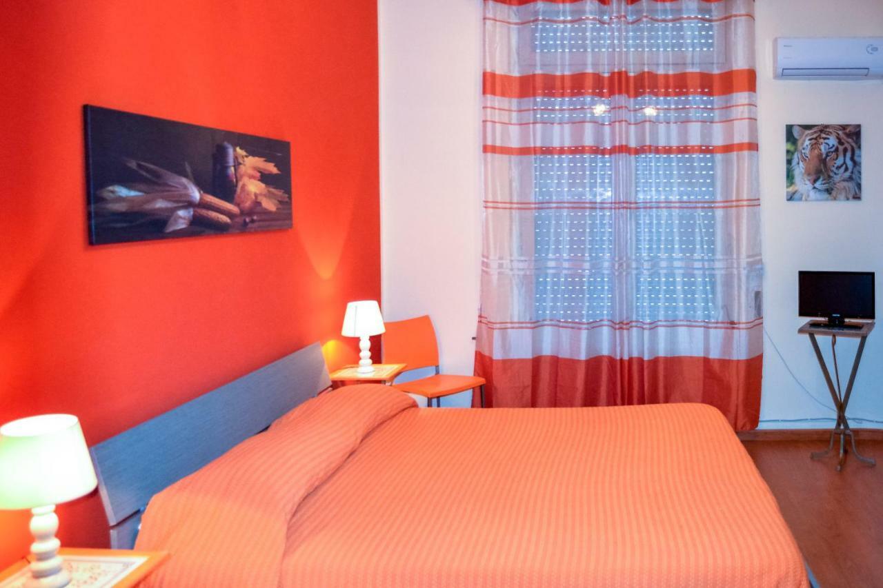 Cheap In Center Hotell Palermo Eksteriør bilde