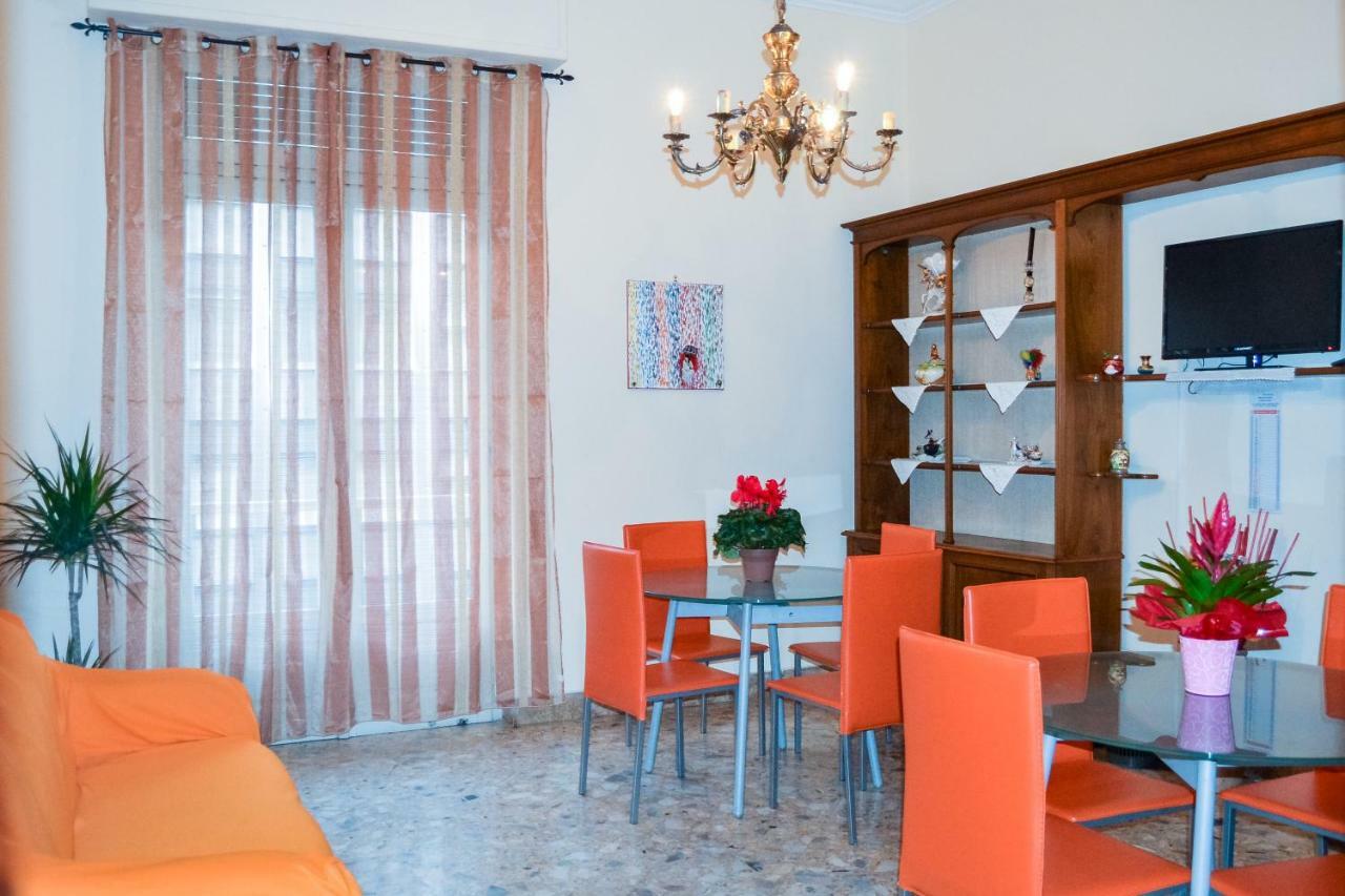 Cheap In Center Hotell Palermo Eksteriør bilde